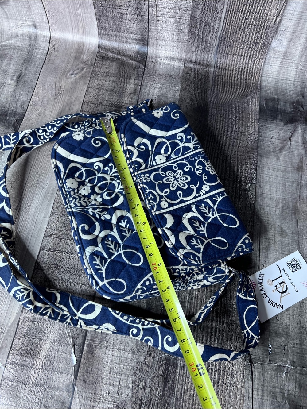 Vera Bradley Navy and Cream Quilted Floral Crossbody - Picture 12 of 12